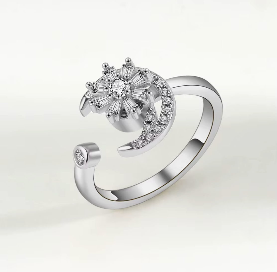 Flower & Moon Fidget Ring Mivy Jewellery