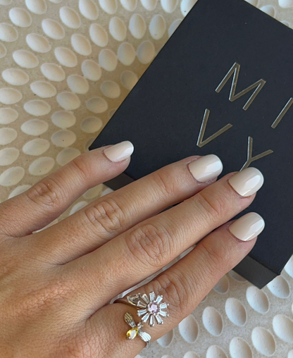 Flower & Bee Fidget Ring Mivy Jewellery