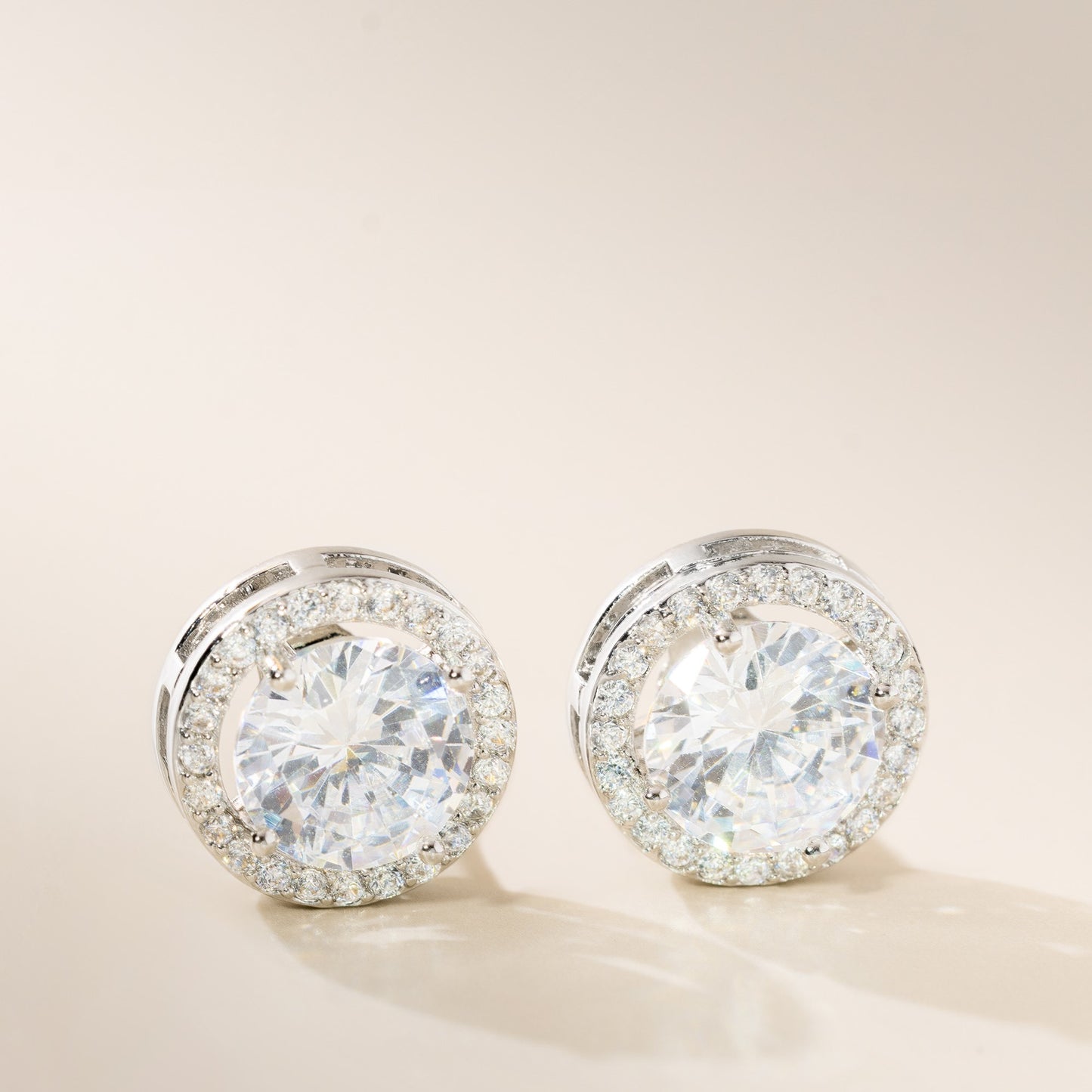 Round cubic zirconia stud earrings