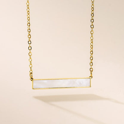 A shell bar golden necklace