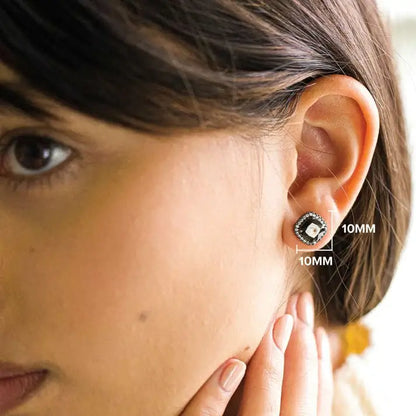 Close-up of an ear wearing a stud earring with size measurement labels.