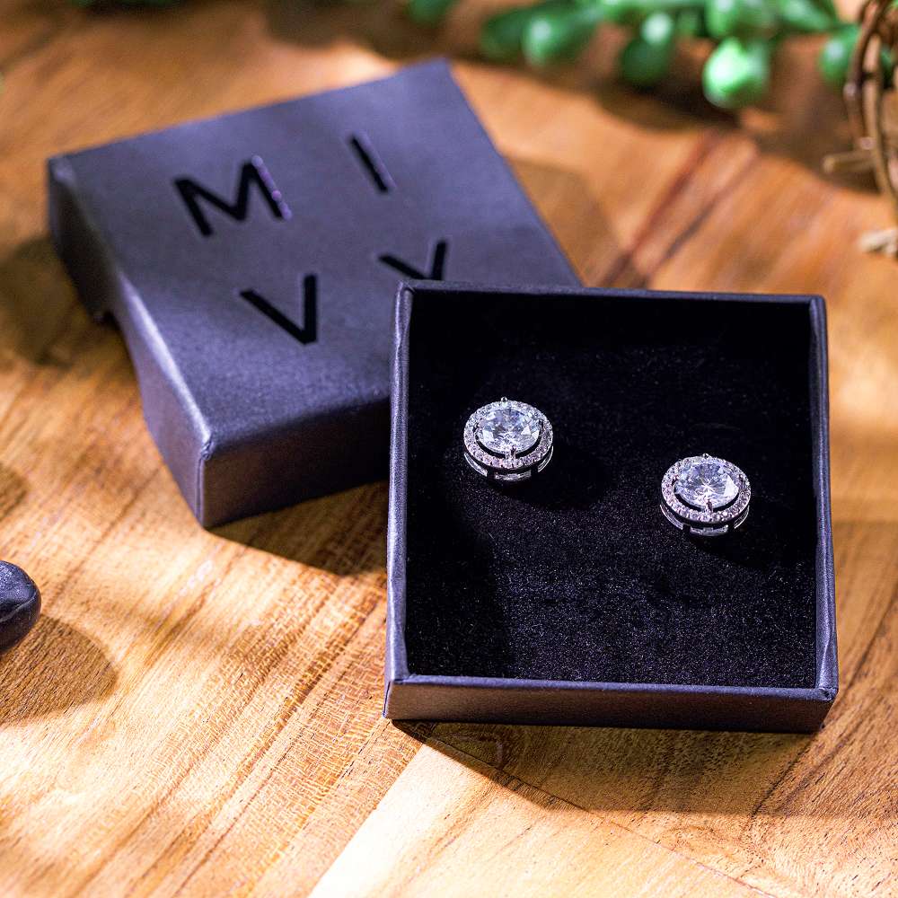 Opened Mivy jewellery box